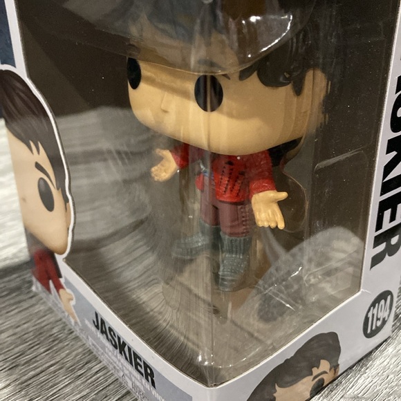 Funko Pop! Television | The Witcher #1194: Jaskier - Collectable Vinyl Figure - Picture 9 of 13